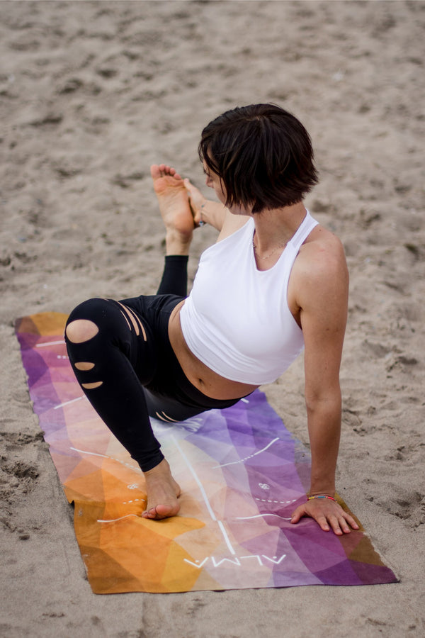 Alma Travel Yoga Mat - foldable, ultra-light, eco-friendly Travel